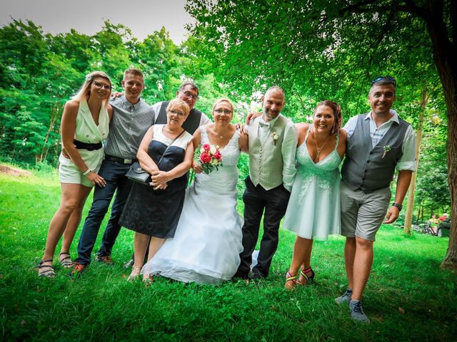 Le mariage de Victor  et Virginie à Buhl, Haut Rhin 12