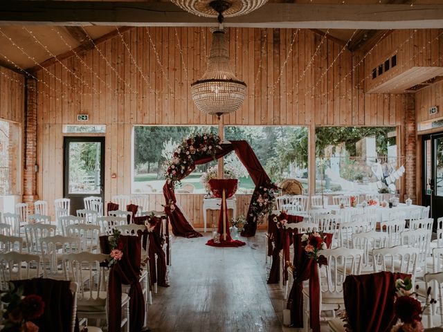 Le mariage de Yoann et Julie à Saint-Sulpice-la-Pointe, Tarn 40