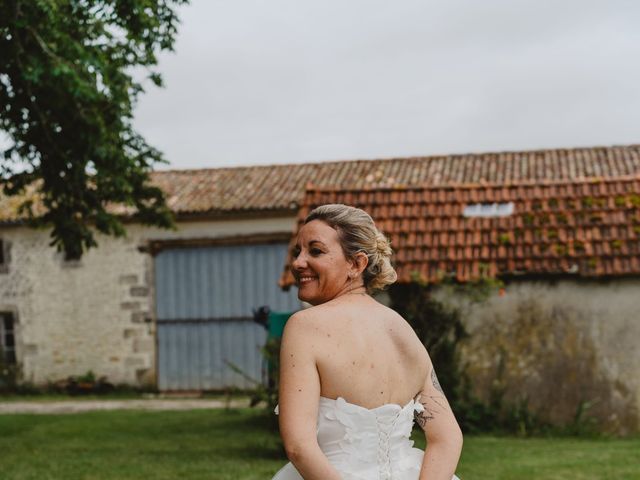 Le mariage de Pierre et Coralie à Épargnes, Charente Maritime 6