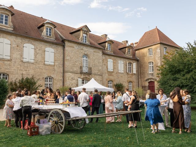 Le mariage de Steven et Rania à Huanne-Montmartin, Doubs 47