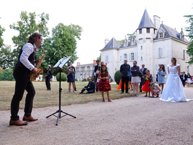 Le mariage de Odalric et Bénédicte à Reuilly, Indre 33