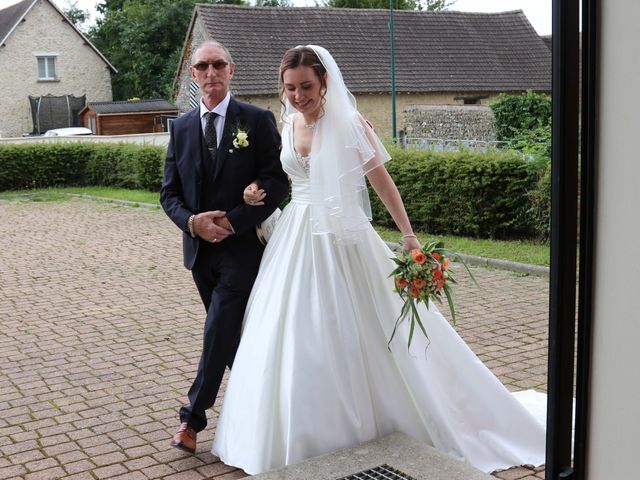 Le mariage de Anthony et Dorothée à Noyers, Eure 16