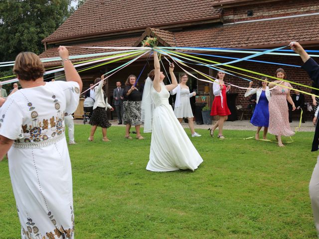 Le mariage de Anthony et Dorothée à Noyers, Eure 56