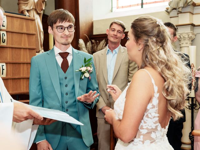Le mariage de Romain et Morgane à Klingenthal, Bas Rhin 17