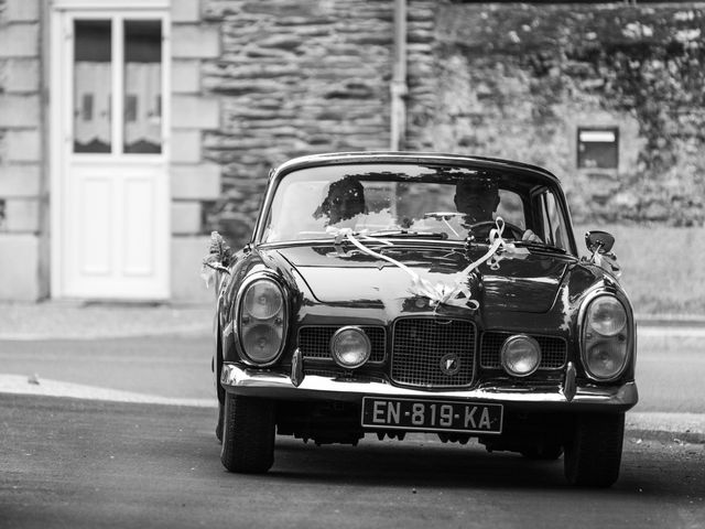 Le mariage de Clément et Anaïs à Fougeré, Vendée 1