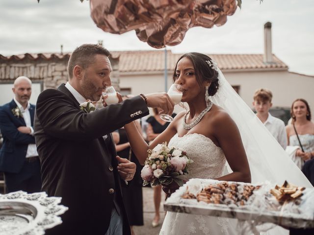 Le mariage de Mickaël et Fatima à Villedoux, Charente Maritime 9