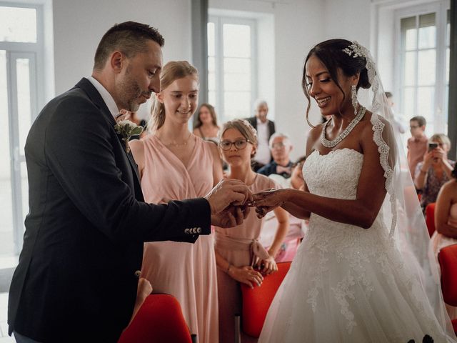 Le mariage de Mickaël et Fatima à Villedoux, Charente Maritime 16