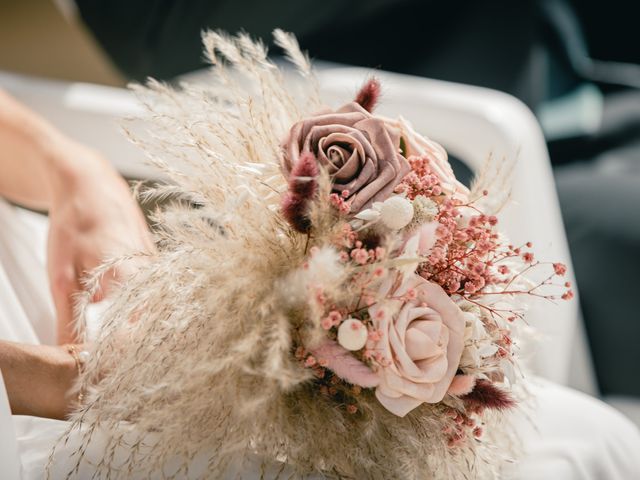 Le mariage de Thomas et Cécilia à Saint-Pons-de-Mauchiens, Hérault 36