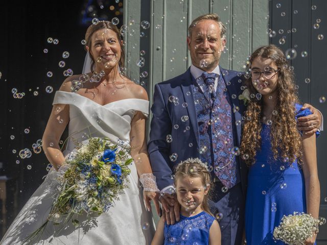 Le mariage de Arnaud et Mélanie  à L'Isle-Jourdain, Gers 13