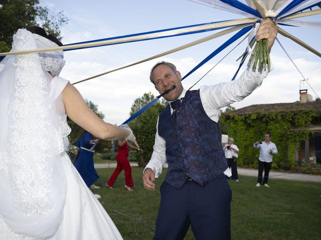 Le mariage de Arnaud et Mélanie  à L'Isle-Jourdain, Gers 19