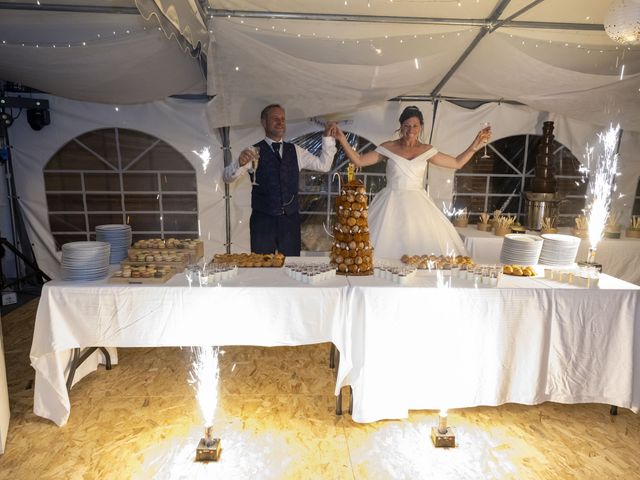 Le mariage de Arnaud et Mélanie  à L'Isle-Jourdain, Gers 32