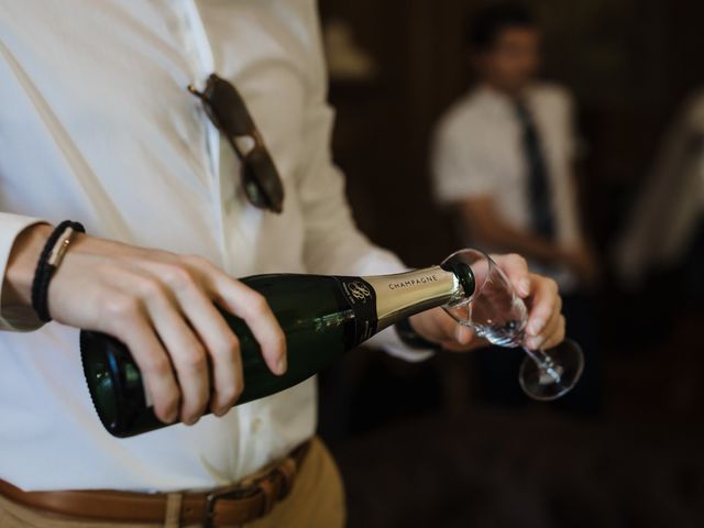 Le mariage de Matthieu et Lucie à Fleurie, Rhône 7