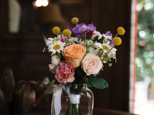 Le mariage de Matthieu et Lucie à Fleurie, Rhône 24