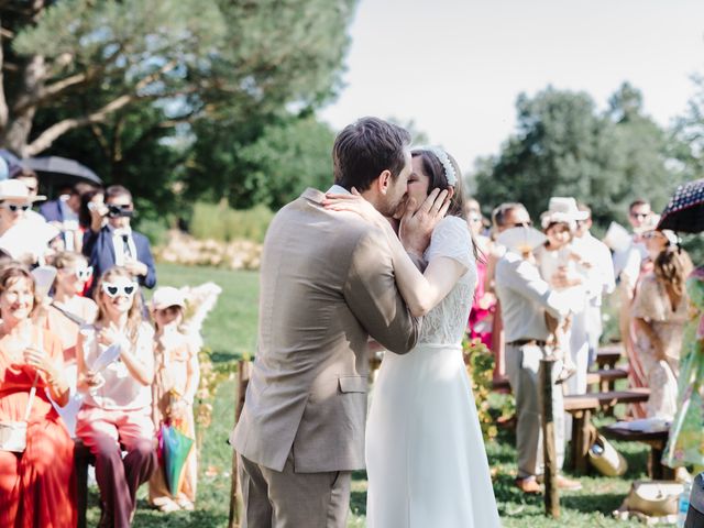 Le mariage de Matthieu et Lucie à Fleurie, Rhône 40