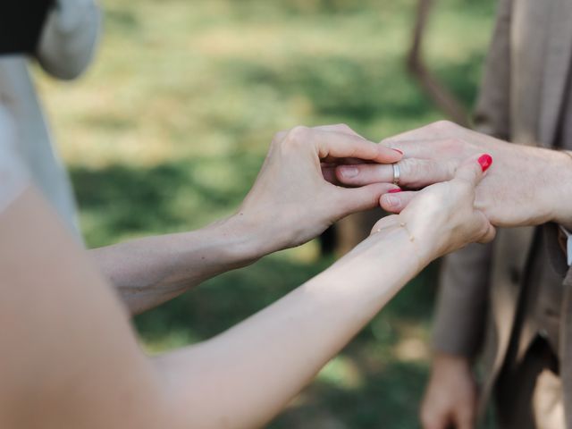 Le mariage de Matthieu et Lucie à Fleurie, Rhône 49