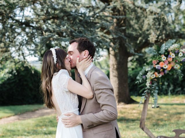 Le mariage de Matthieu et Lucie à Fleurie, Rhône 51