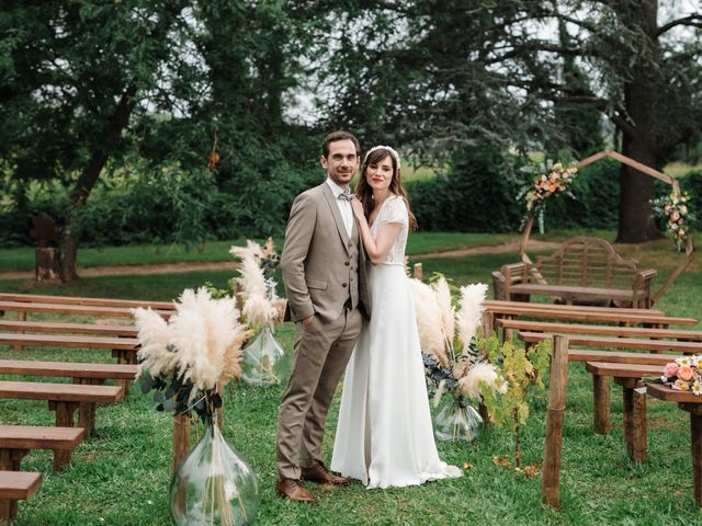 Le mariage de Matthieu et Lucie à Fleurie, Rhône 62
