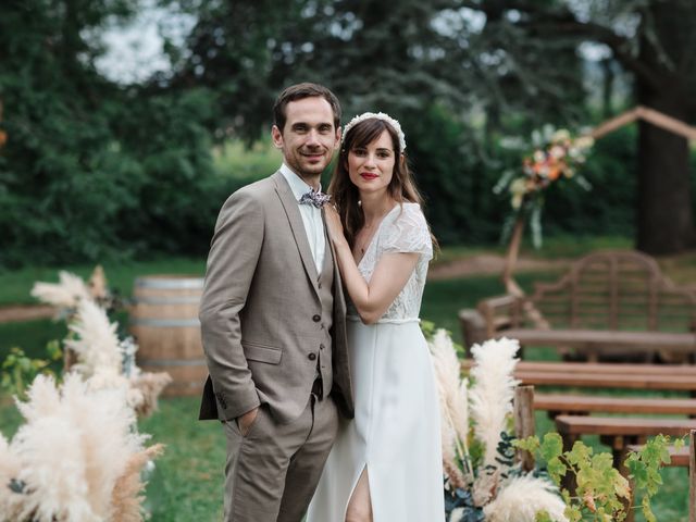 Le mariage de Matthieu et Lucie à Fleurie, Rhône 63