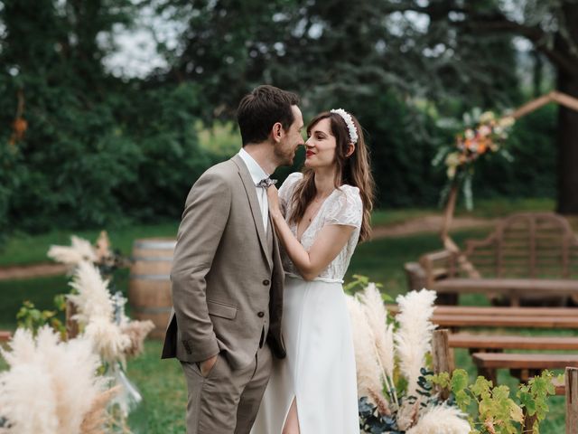 Le mariage de Matthieu et Lucie à Fleurie, Rhône 64
