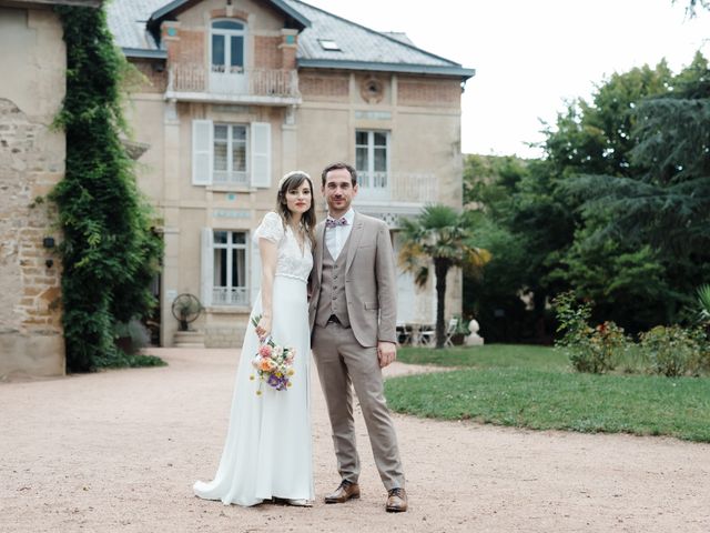 Le mariage de Matthieu et Lucie à Fleurie, Rhône 68