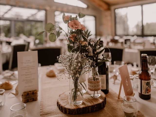 Le mariage de Robin et Audrey à Châteaudouble, Drôme 56