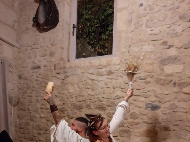 Le mariage de Pascal et Typhaine à Tarascon, Bouches-du-Rhône 3