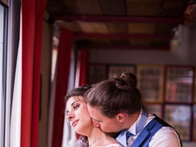 Le mariage de Geoffroy et Camille à Entrevaux, Alpes-de-Haute-Provence 19