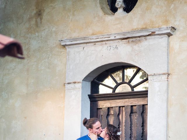 Le mariage de Geoffroy et Camille à Entrevaux, Alpes-de-Haute-Provence 24