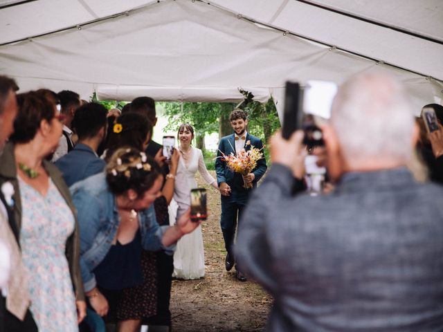 Le mariage de Karim et Gaëtane à Ceilloux, Puy-de-Dôme 2