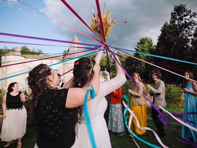 Le mariage de Karim et Gaëtane à Ceilloux, Puy-de-Dôme 15