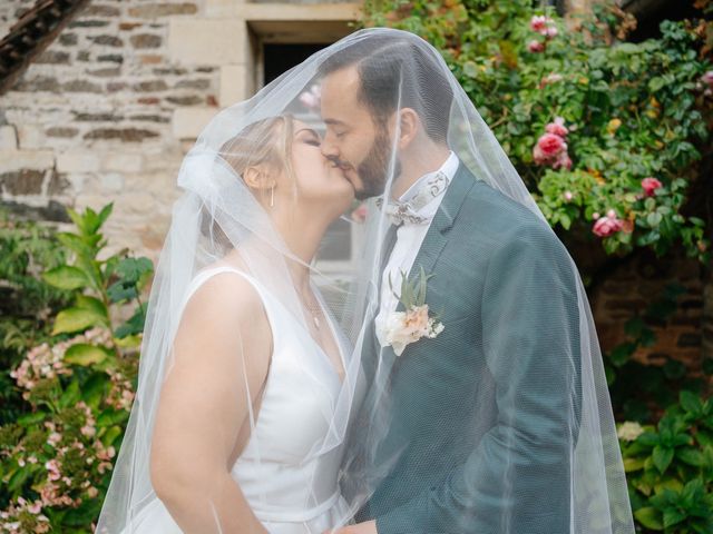 Le mariage de Arnaud et Charlotte à Courseulles-sur-Mer, Calvados 8