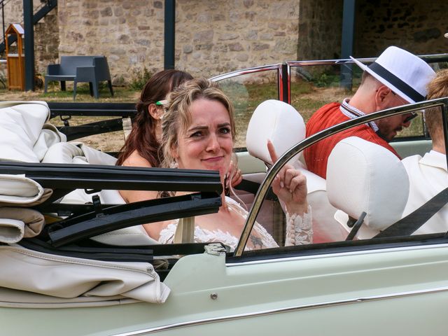 Le mariage de Germain et Julie à Saint-Aubin-des-Ormeaux, Vendée 31