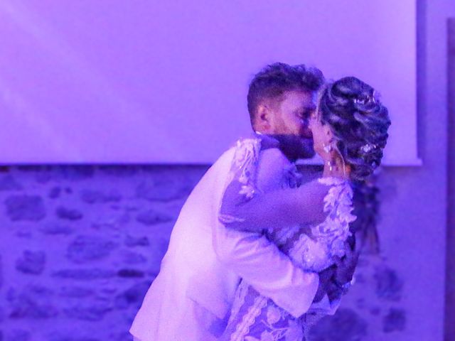 Le mariage de Germain et Julie à Saint-Aubin-des-Ormeaux, Vendée 32