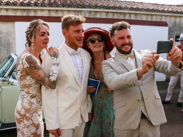 Le mariage de Germain et Julie à Saint-Aubin-des-Ormeaux, Vendée 52