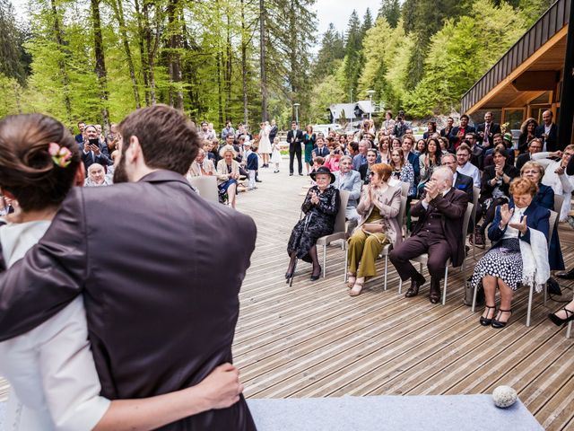 Le mariage de Anaelle et Charles à Montriond, Haute-Savoie 32