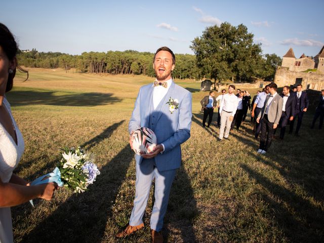 Le mariage de Thibaut et Mathilde à Salleboeuf, Gironde 65