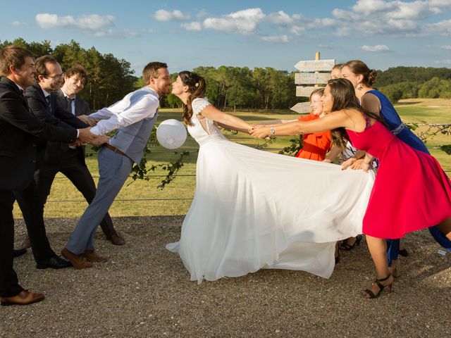 Le mariage de Thibaut et Mathilde à Salleboeuf, Gironde 72