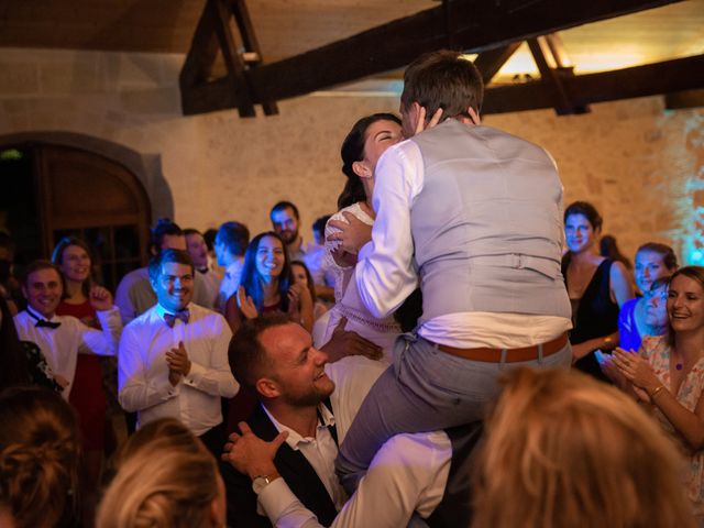 Le mariage de Thibaut et Mathilde à Salleboeuf, Gironde 83