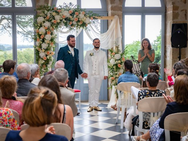 Le mariage de Valentin et Guillaume à Saint-Martin-Terressus, Haute-Vienne 68