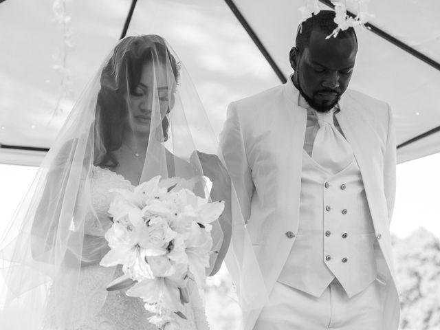 Le mariage de Élie et Anna à La Boissière-École, Yvelines 11