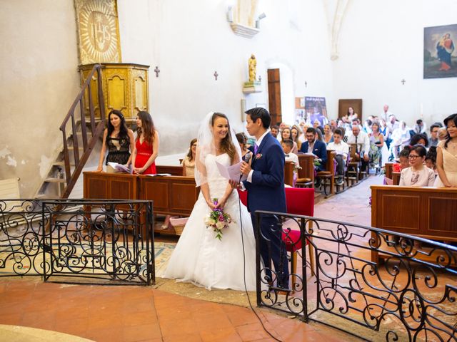 Le mariage de Hoa et Elodie à Mirabeau, Vaucluse 33