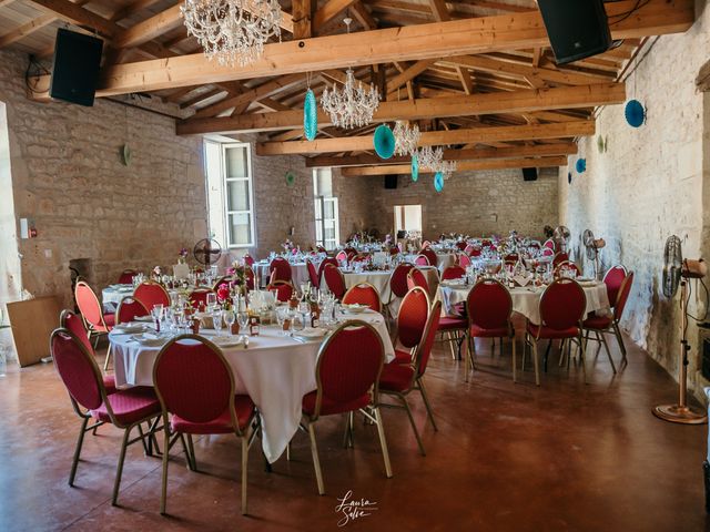 Le mariage de Clément et Julia à Archingeay, Charente Maritime 23