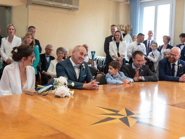 Le mariage de Fabrice et Carine à Magneux-Haute-Rive, Loire 28