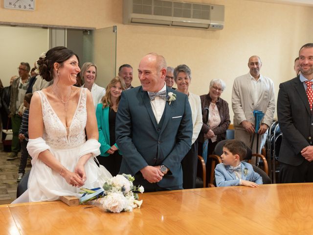 Le mariage de Fabrice et Carine à Magneux-Haute-Rive, Loire 29