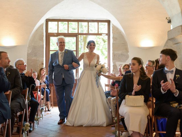 Le mariage de Fabrice et Carine à Magneux-Haute-Rive, Loire 35