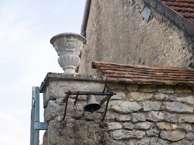 Le mariage de Ahmad et Clémence à Provins, Seine-et-Marne 29