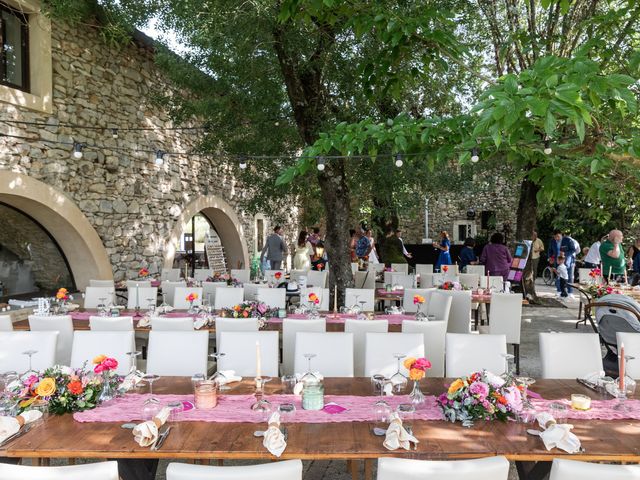 Le mariage de Loïc et Sarah à Lédignan, Gard 18