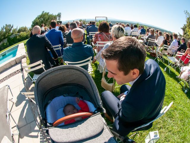 Le mariage de Fabien et Elsa à Grignan, Drôme 11