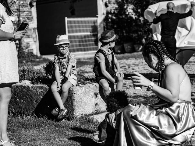 Le mariage de Marie et Ange à Nîmes, Gard 26