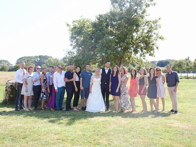 Le mariage de Benjamin et Diana à Sainte Anne d&apos;Auray, Morbihan 25